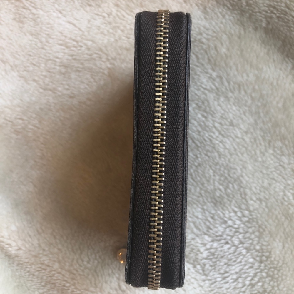 Louis Vuitton Zippy Coin Purse wallet - Picture 6 of 15